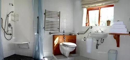 A Tuscan Villa Guest House Fish Hoek