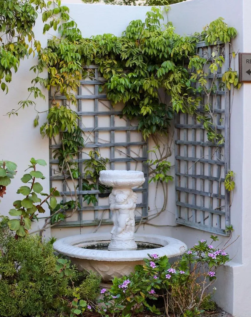 A Tuscan Villa Guest House Fish Hoek