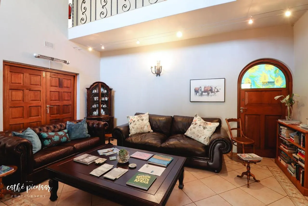 A Tuscan Villa Guest House Fish Hoek
