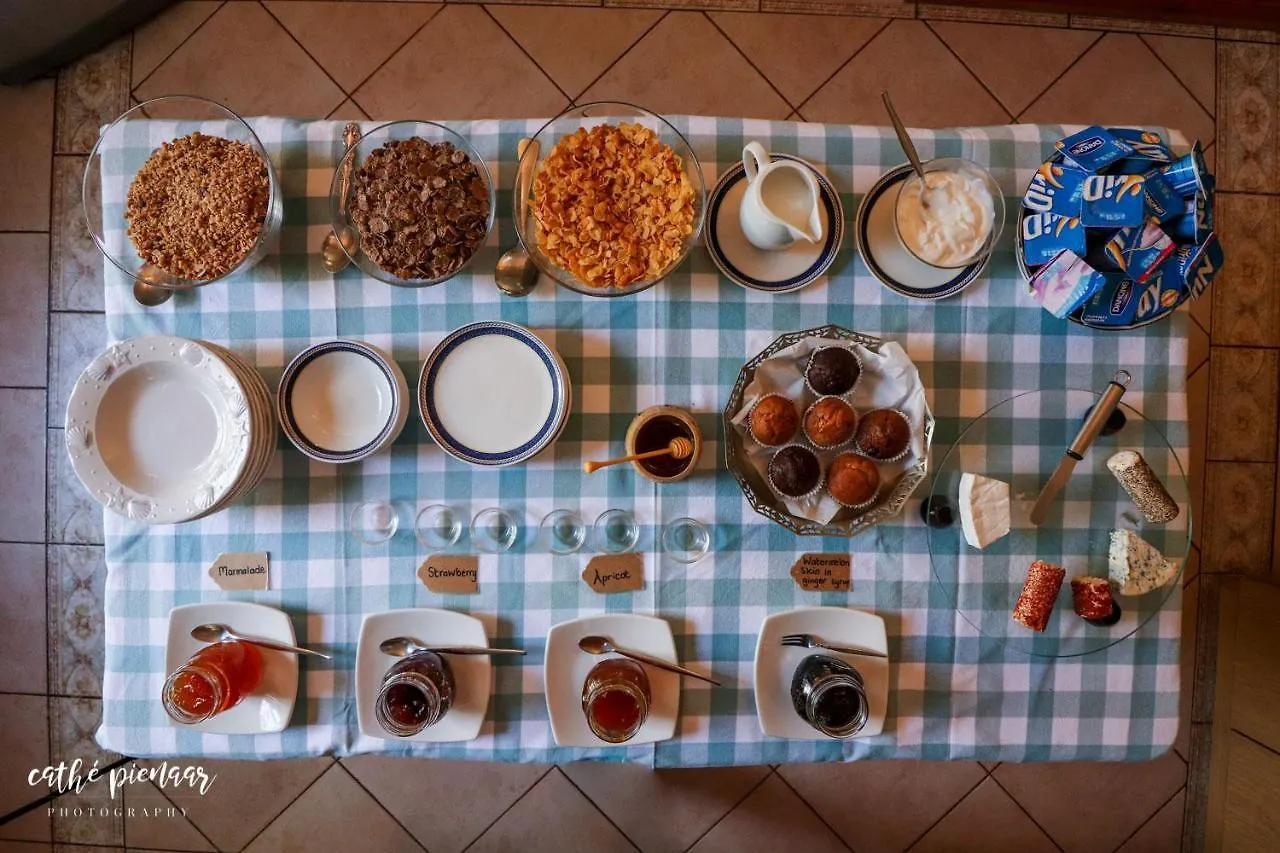 A Tuscan Villa Guest House Fish Hoek